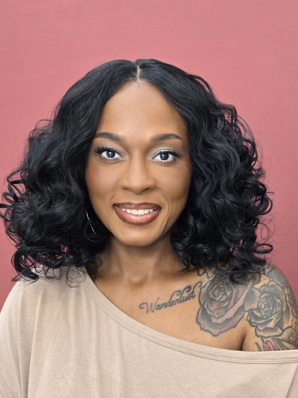 Outre Melted Hairline Premium Synthetic Glueless HD Lace Front Wig -MH 132 - Picture 7 of 8
